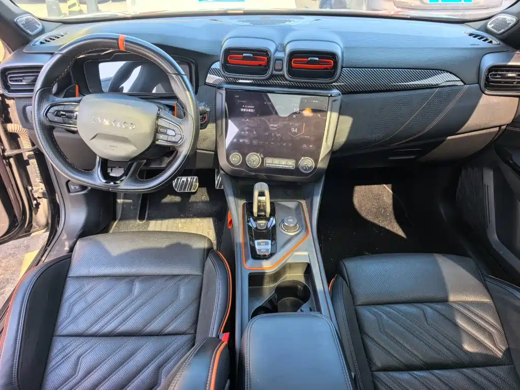 Lynk & Co 02 Hatchback 2021 2021 2.0TD Halo Driving Control Package Edition