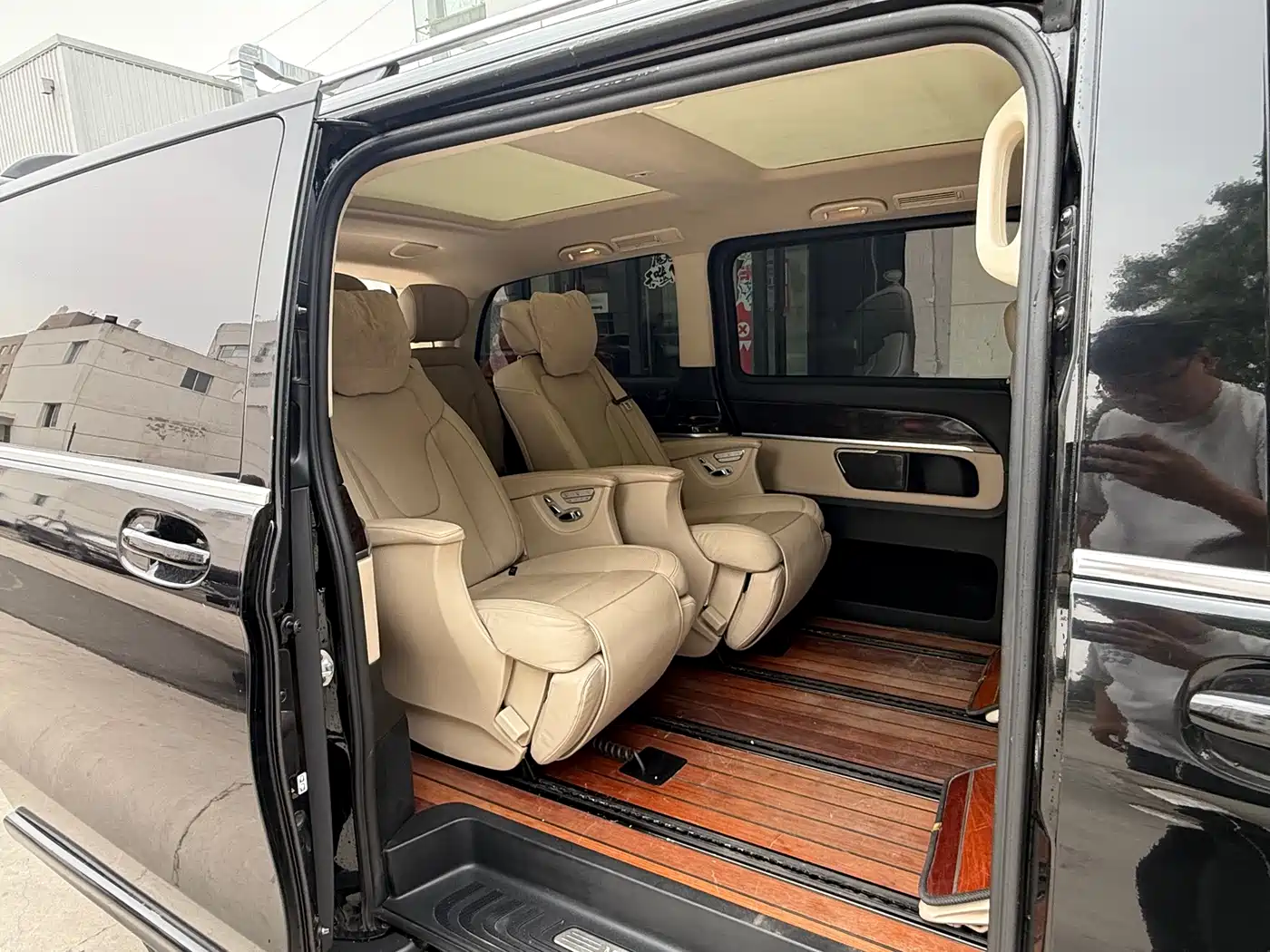 Mercedes-Benz V-Class 2018 V 260 Premium Edition China VI фото 9