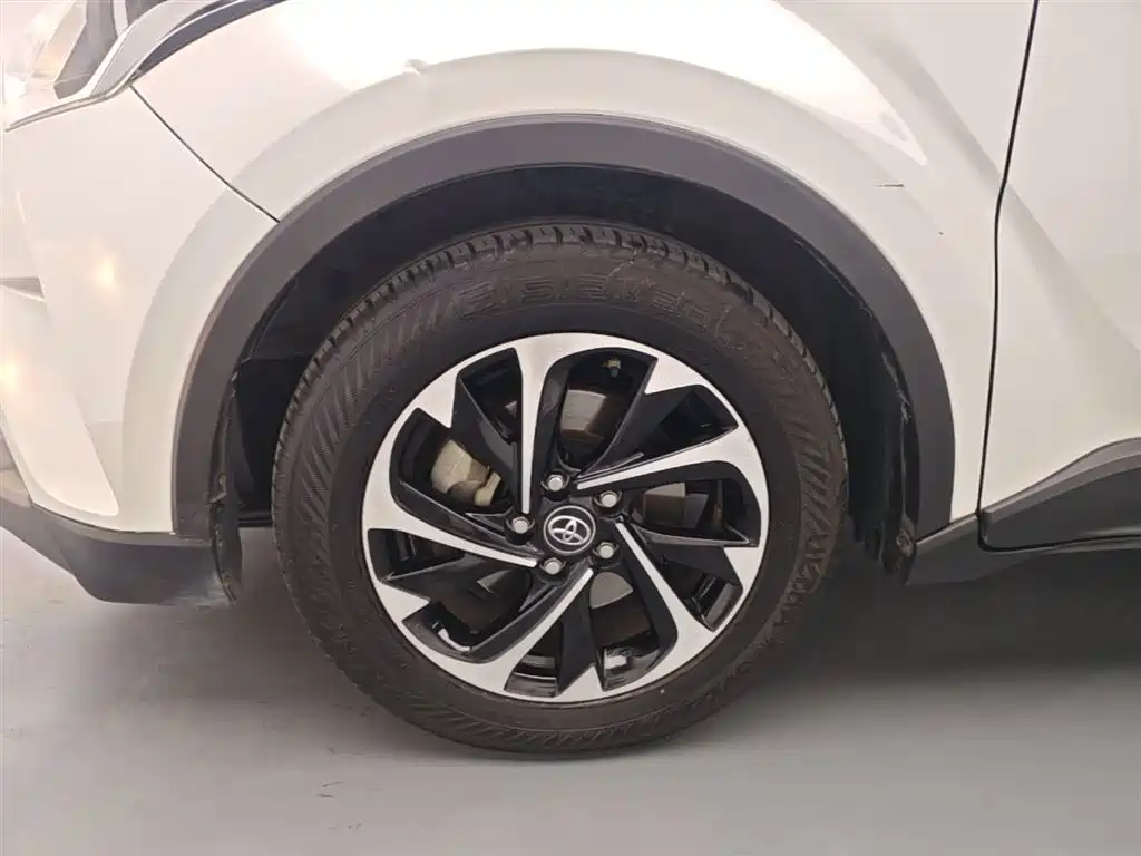 Toyota IZOA 2018 2.0L Yichi Edition China V фото 23