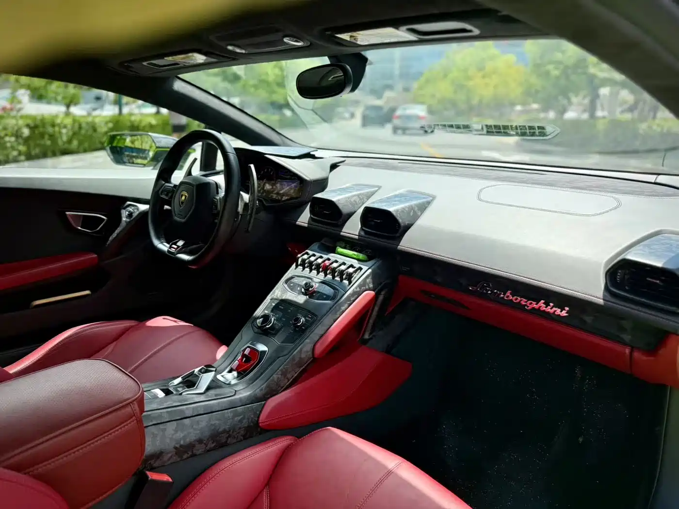 LAMBORGHINI HURACÁN