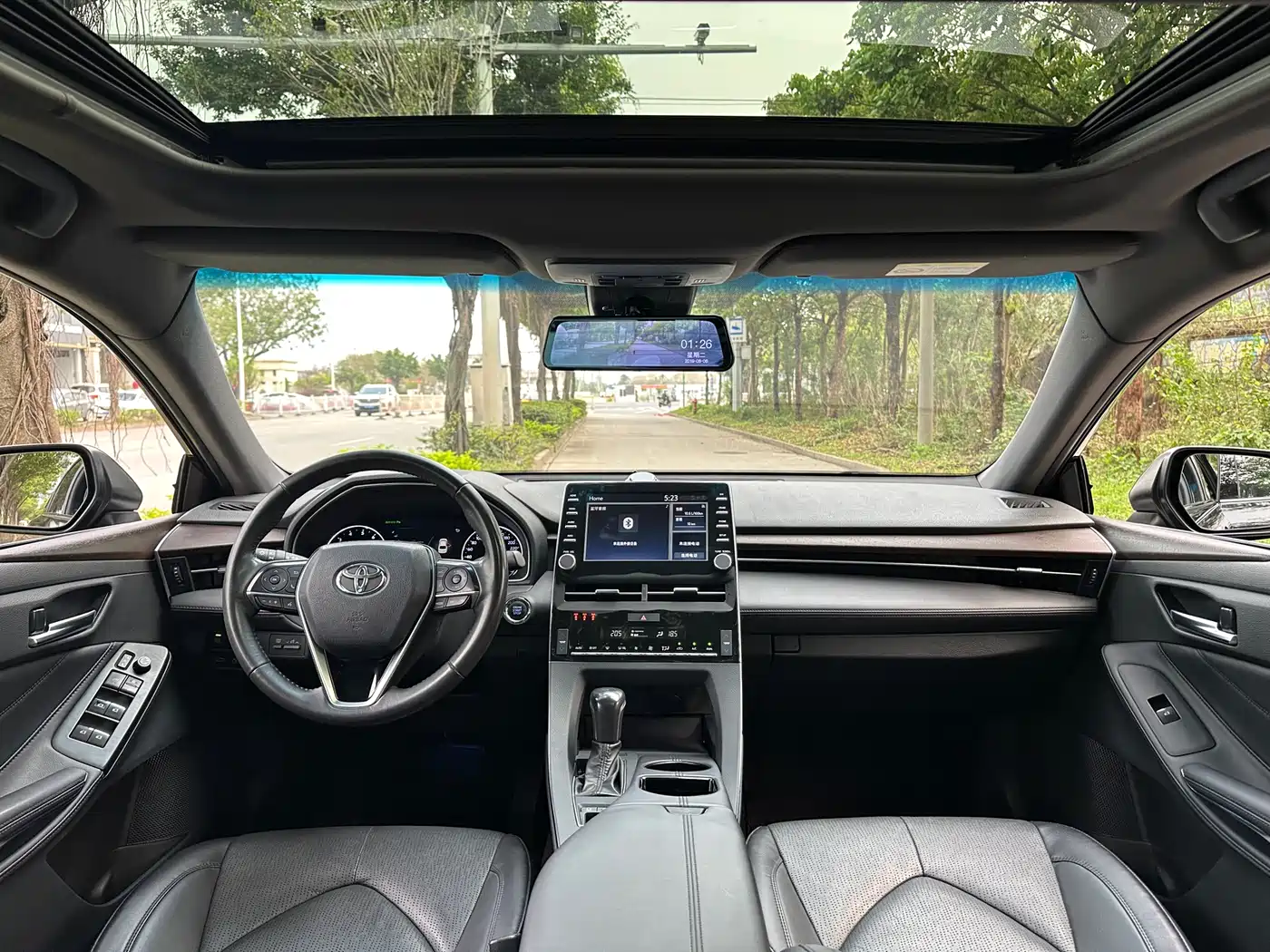 Toyota Avalon 2019 2.0L XLE Premium Edition (China VI) фото 8