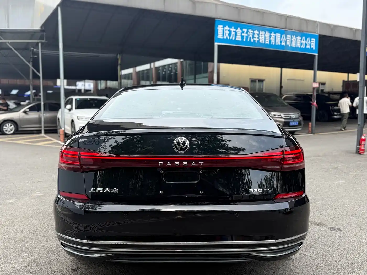 Volkswagen Passat 2023 330TSI Elite Edition фото 5