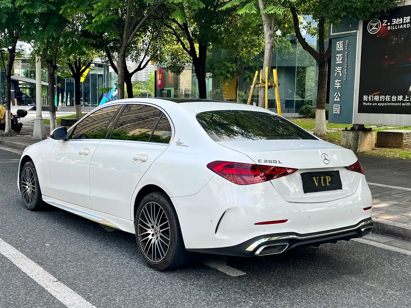 Mercedes-Benz C-Class 2024 Facelift C 260 L Sport фото 12