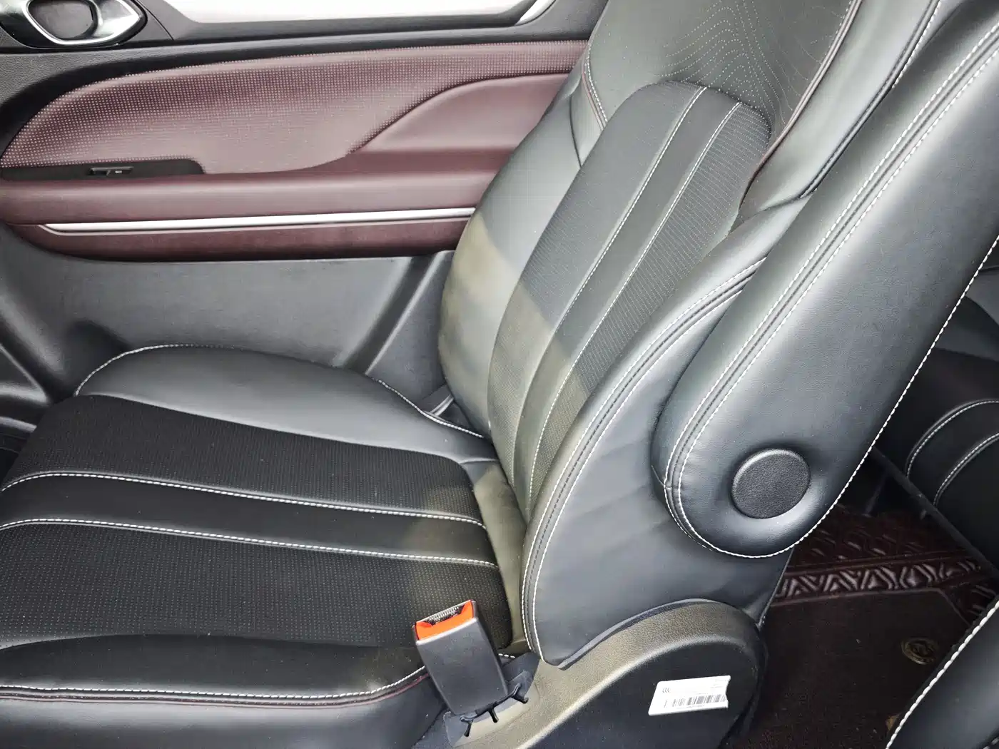 GAC Trumpchi Trumpchi M6 2021 270T DCT Elite Edition (7-Seater) фото 27