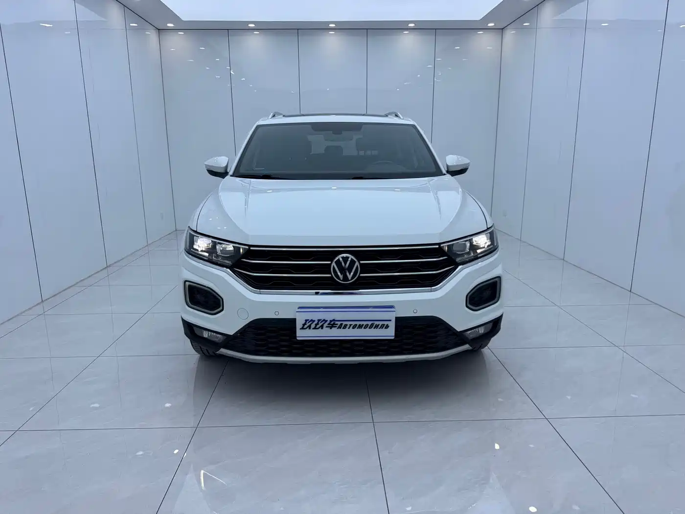 VOLKSWAGEN T-ROC EXPLORING SONGS
