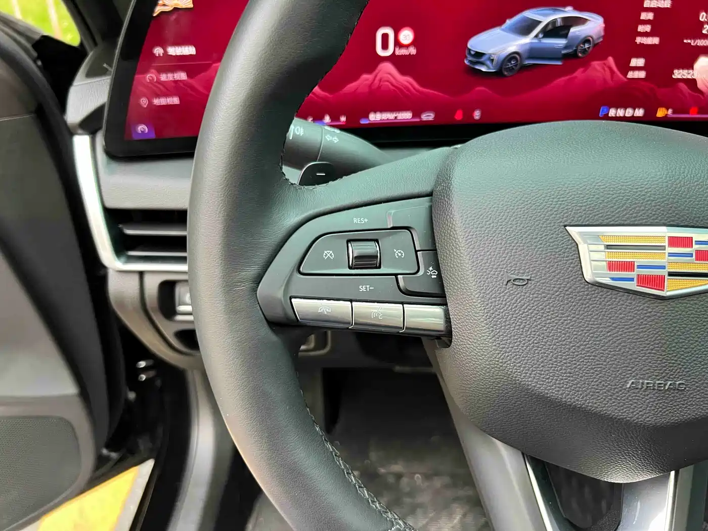 Cadillac CT5 2024 28T Luxury Model Pro фото 21