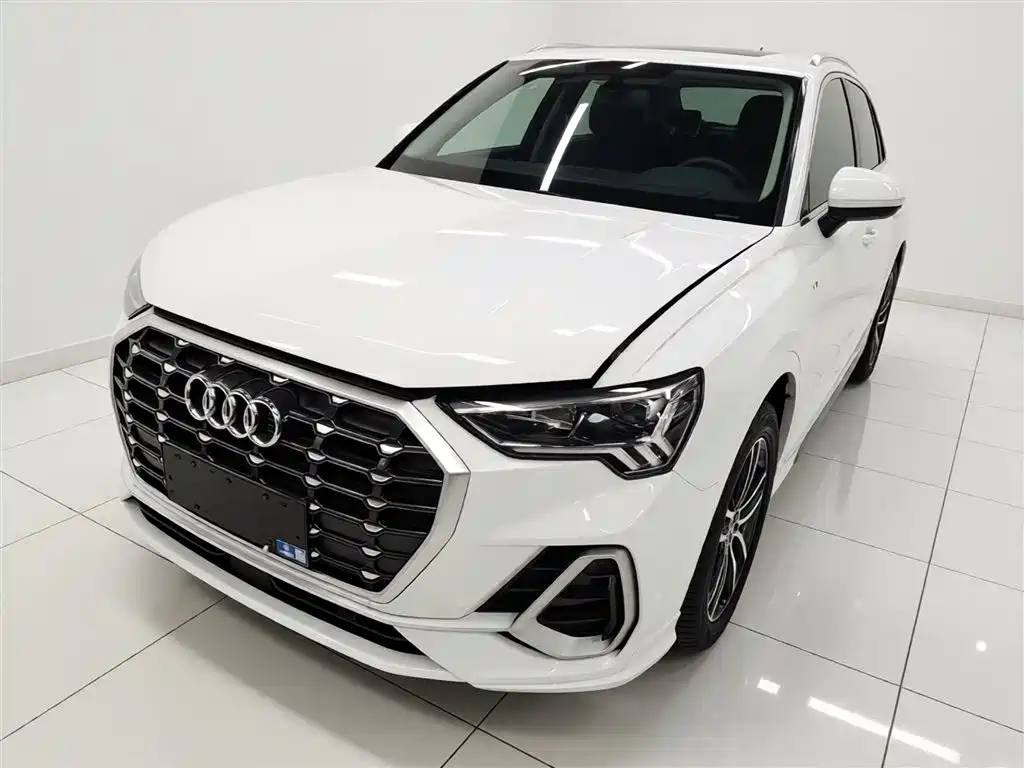 Audi Q3 2022 35 TFSI Progressive Dynamic