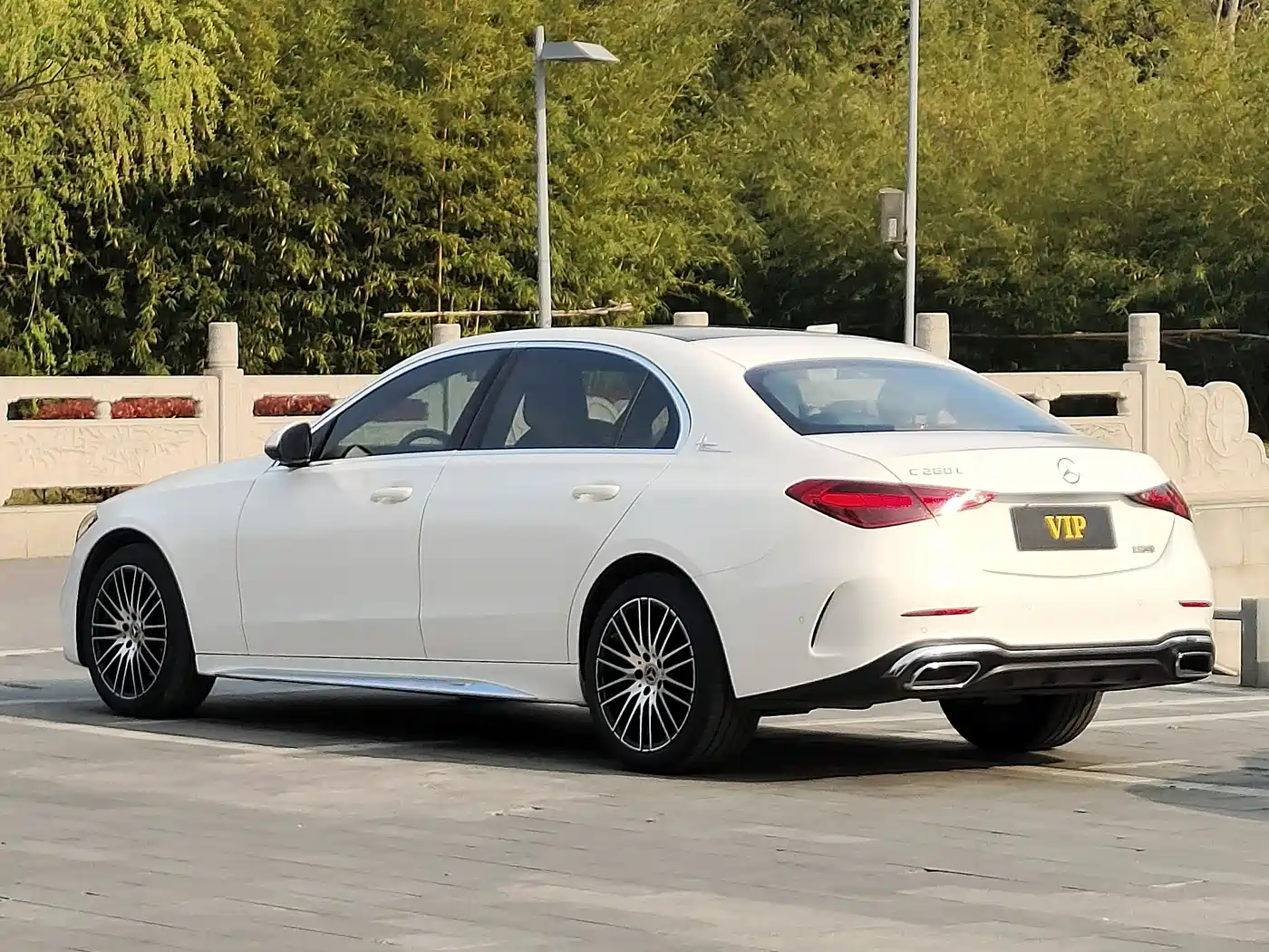 MERCEDES-BENZ C CLASS