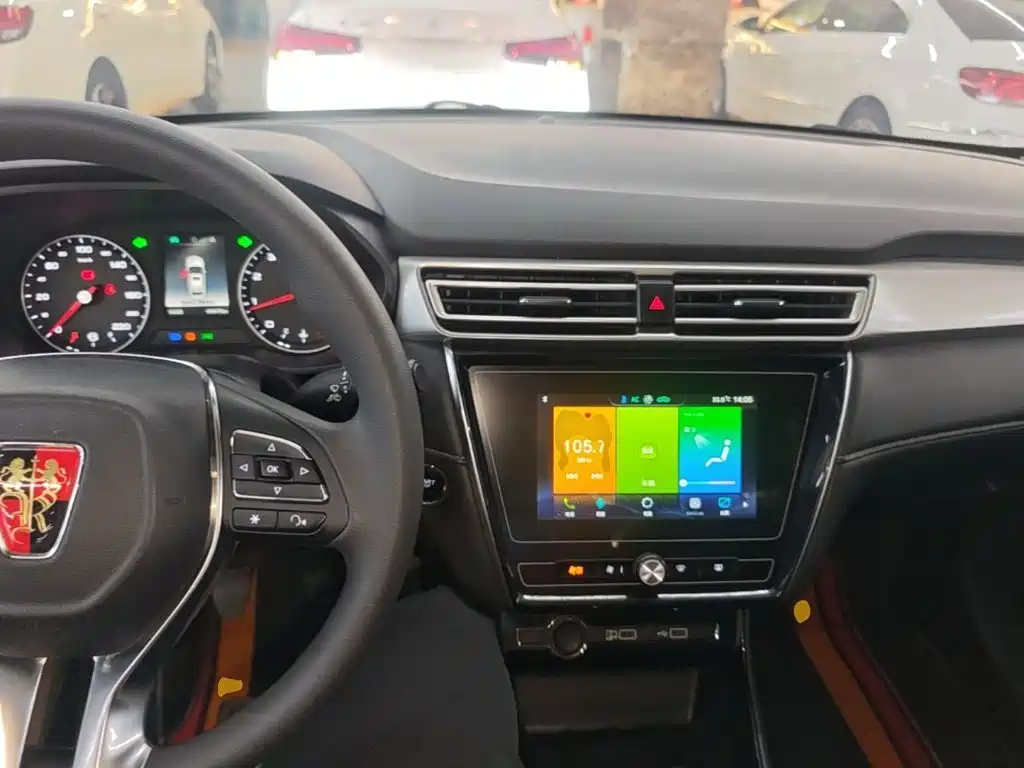 Roewe i5 2019 2019 1.5L Manual 4G-Connected Langyue Edition