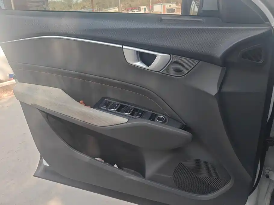 Baojun RC-6 2020 2019 1.5T CVT 24-hour Online Luxury