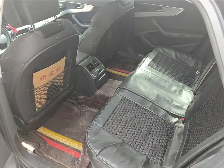 Audi A4L 2022 40 TFSI Luxury Dynamic фото 10