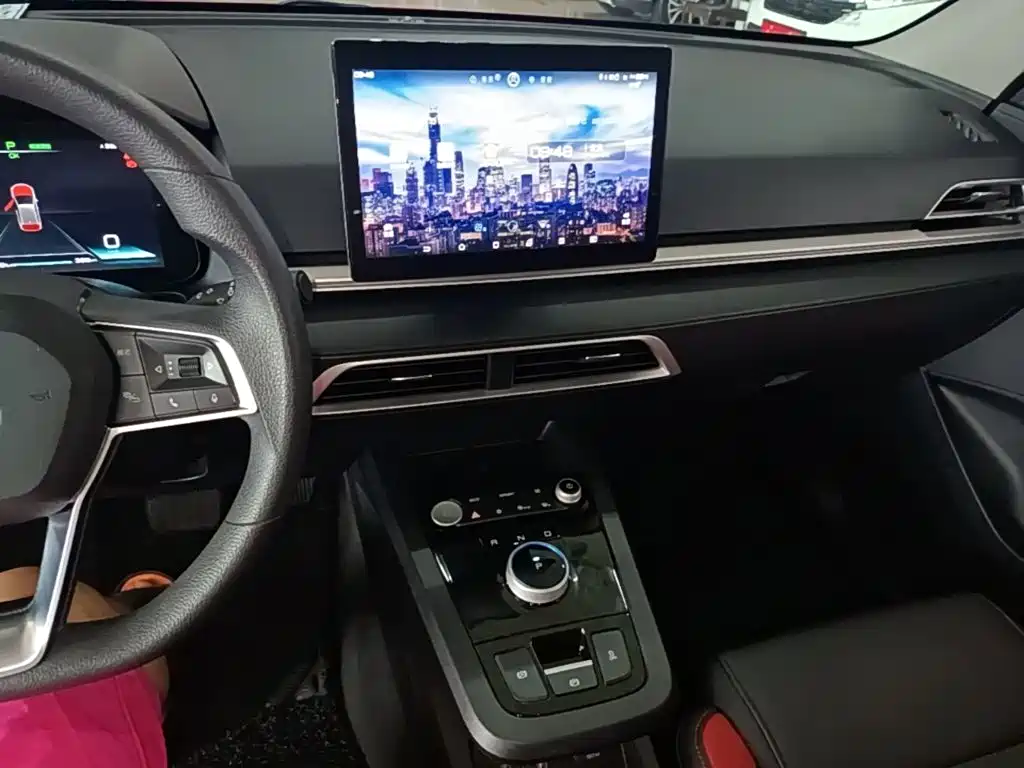 Фото 9 - BYD e2