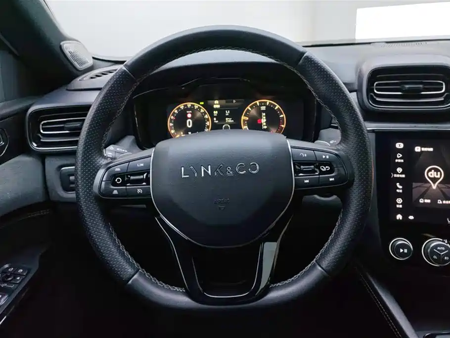 Lynk & Co 03 2021 1.5TD DCT Jin Champion Edition фото 15