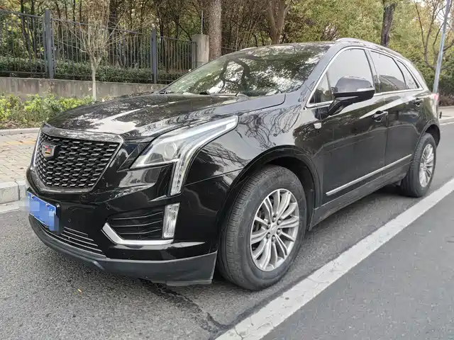 CADILLAC XT5