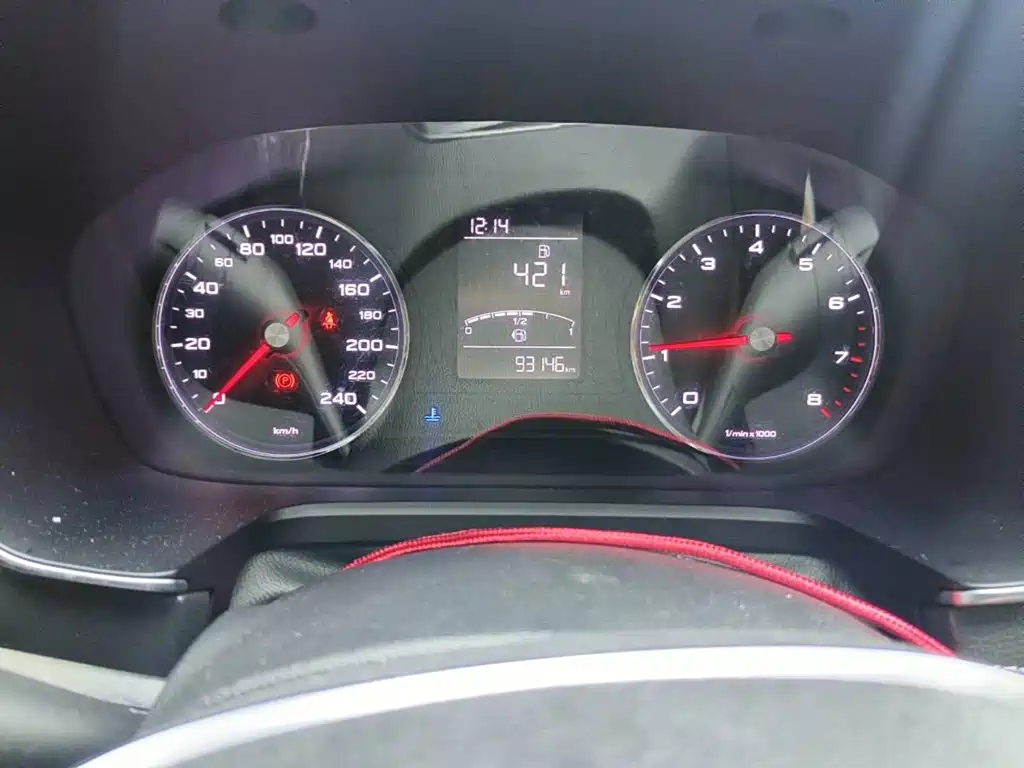 Фото 4 - Roewe RX5