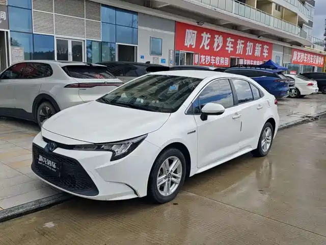 Toyota Levin Гибрид, 1.8H E-CVT, Лидер