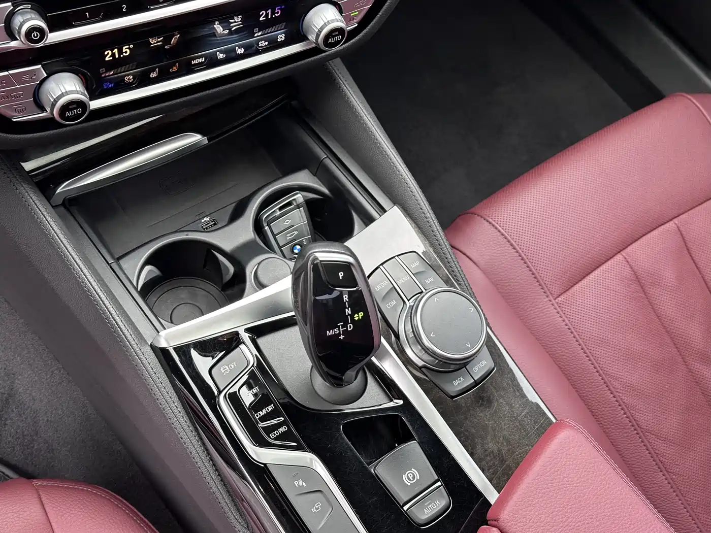 BMW 5 Series 2020 530Li Exclusive M Sport Package фото 8