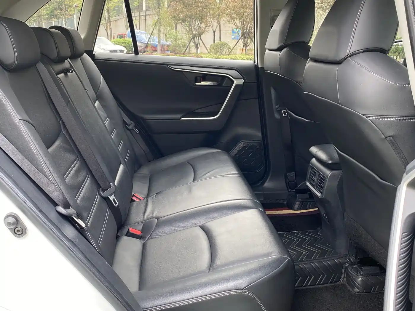 Toyota RAV4 Rongfang 2021 2.0L CVT 2WD Trend PLUS фото 12