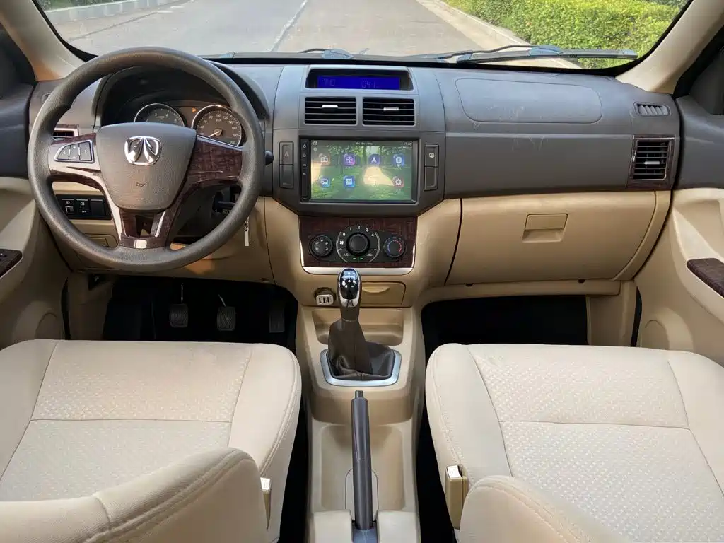 BAIC Weiwang M30 2017 2017 Model 1.5L M30PLUS Standard DAM15DL