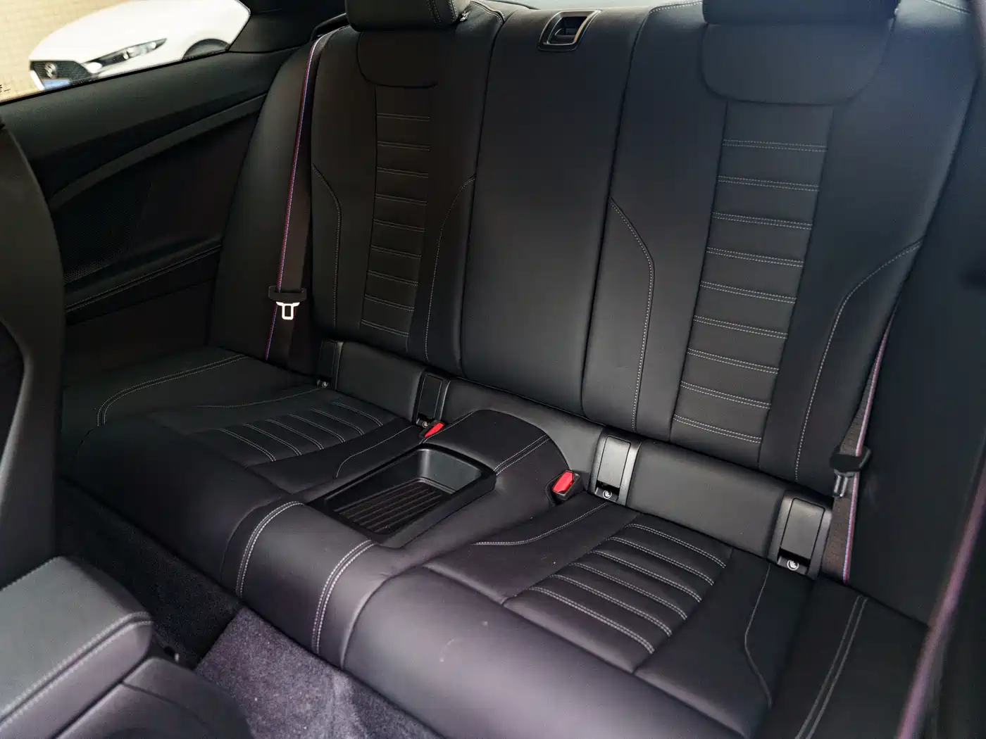 BMW M2 2024 M2 фото 16