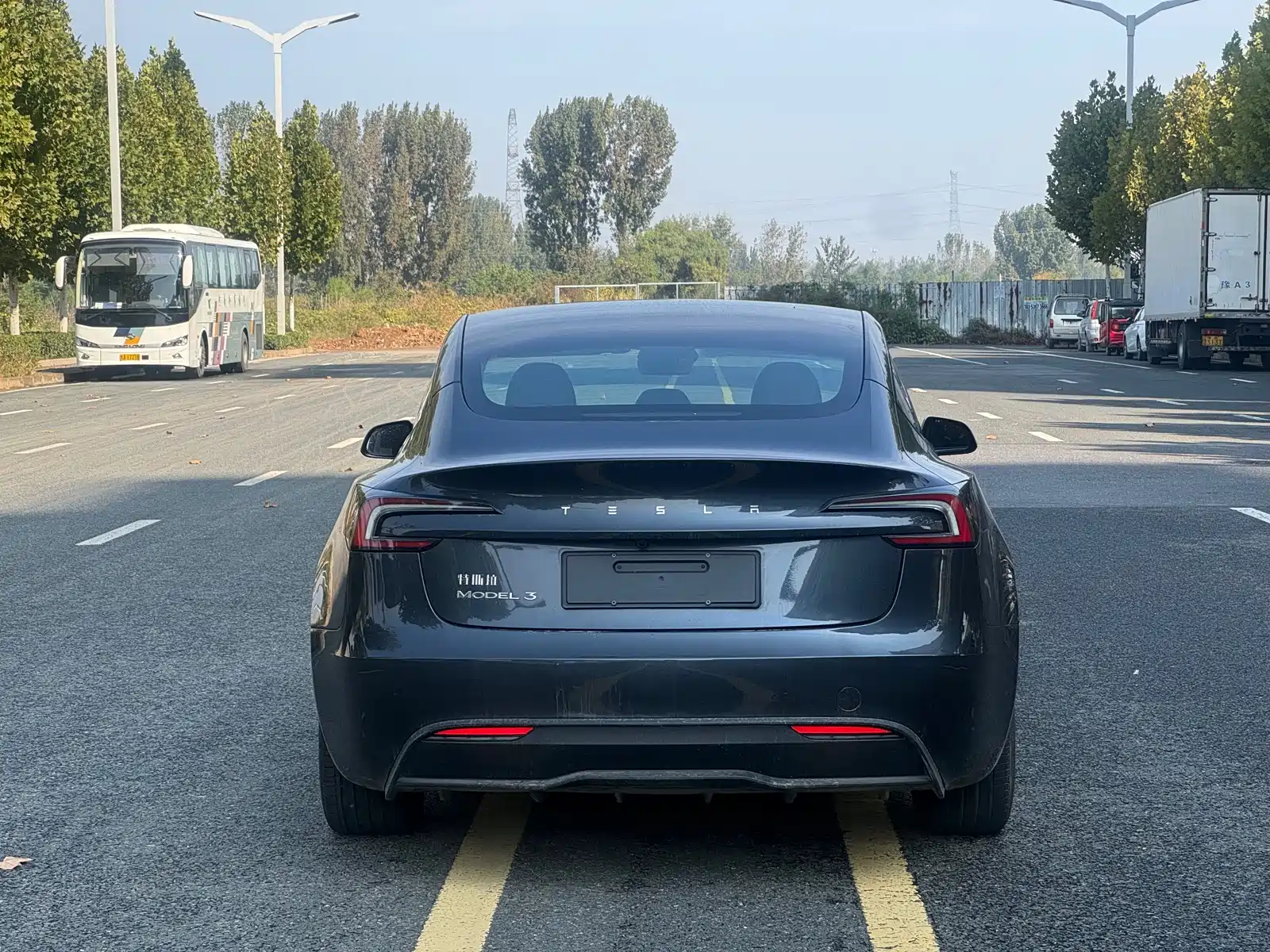 Фото 7 - Tesla Model 3