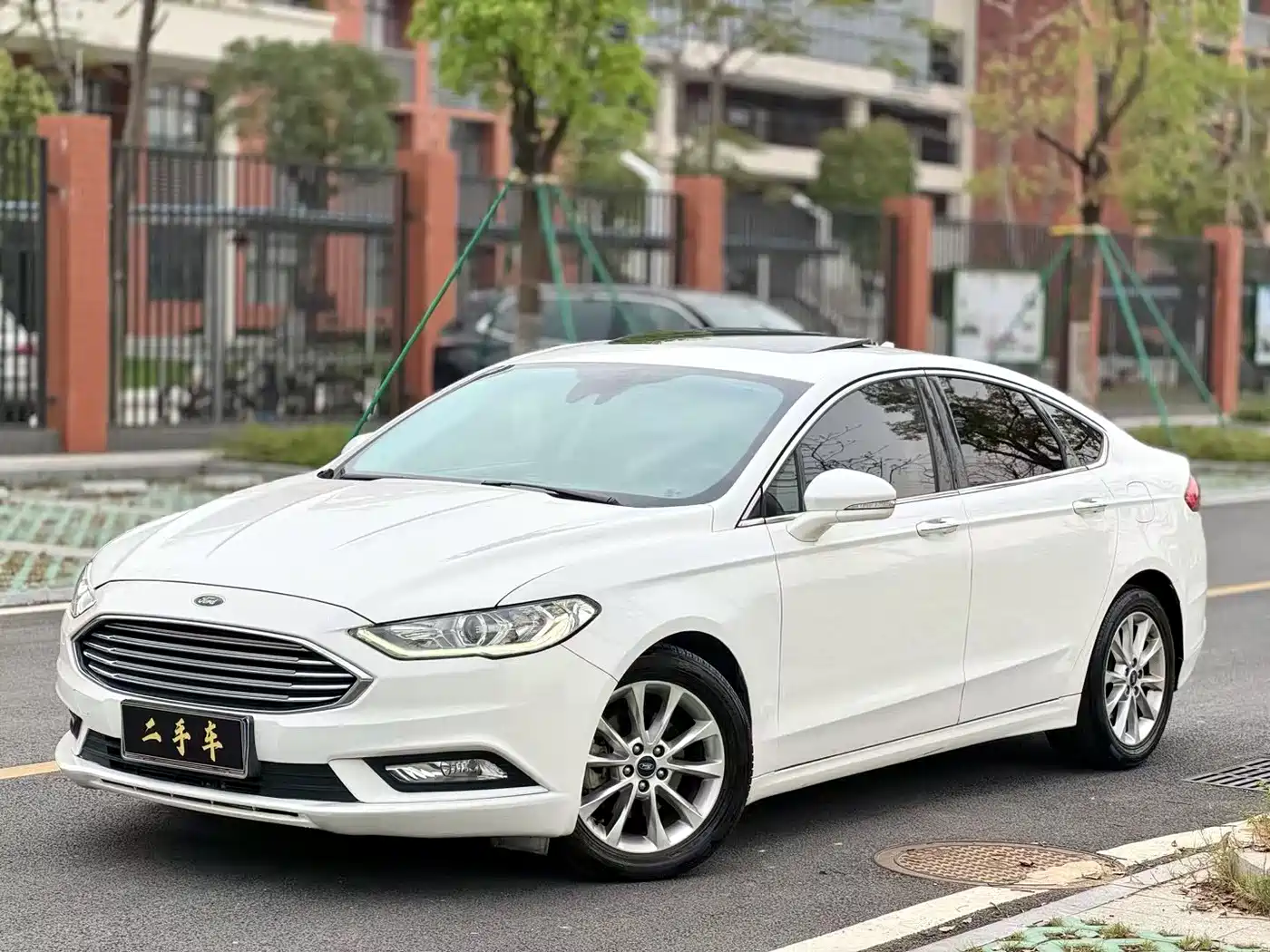 FORD MONDEO