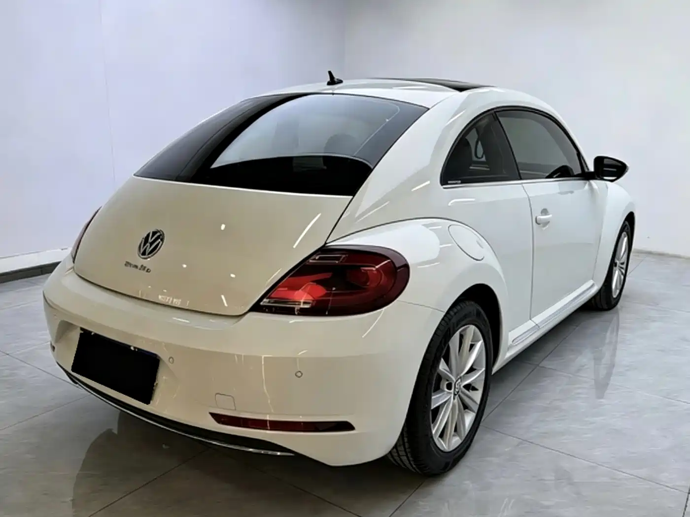 Volkswagen Beetle 2017 180TSI Style фото 4