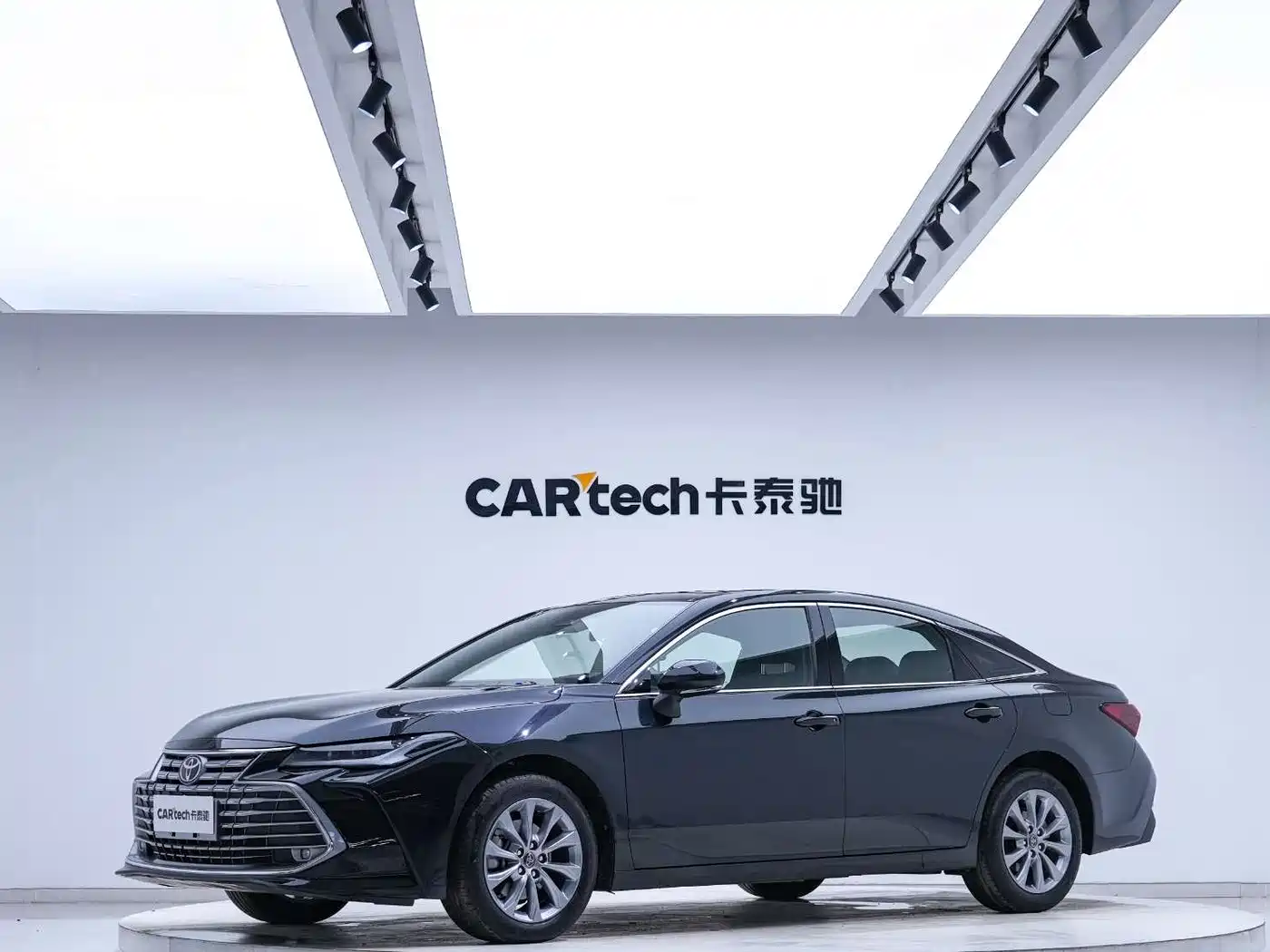 Toyota Avalon 2024 Model 2.0L Progressive Edition