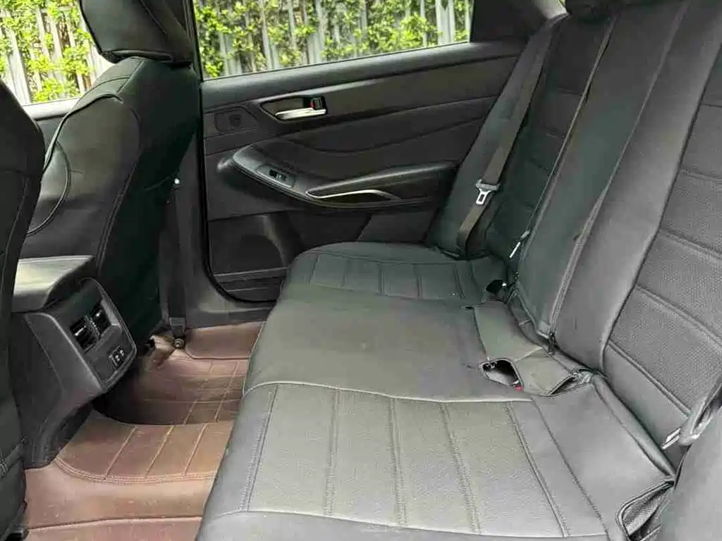 Toyota Avalon 2019 2.0L Progressive Edition (China VI) фото 10