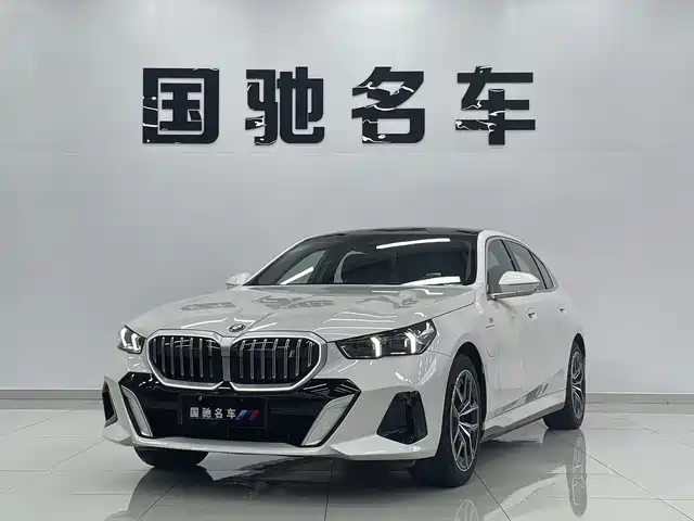BMW I5