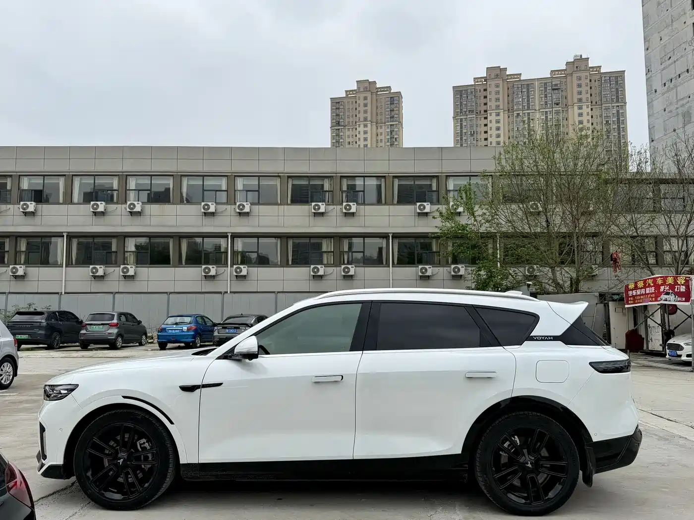 Voyah Auto VOYAH FREE 2024 Ultra Long Range Intelligent Driving Edition фото 6