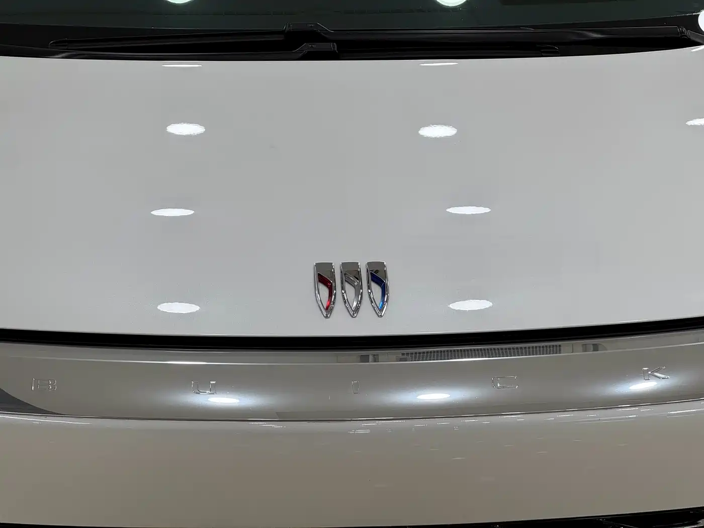 Buick Century 2024 2023 2.0T 7-Seater World Edition