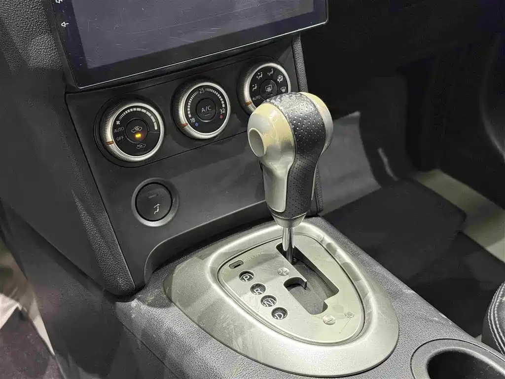 Photo 16 - Nissan Qashqai