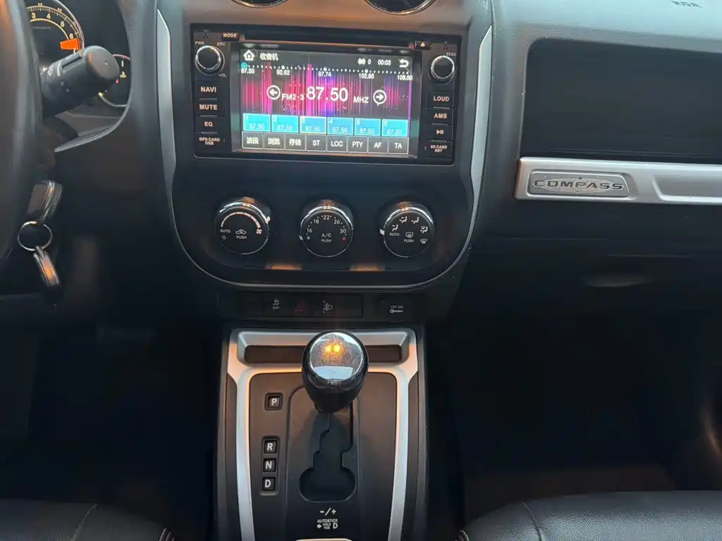 Jeep Compass (Import) 2015 2014 Facelift 2.4L 4WD Comfort Edition