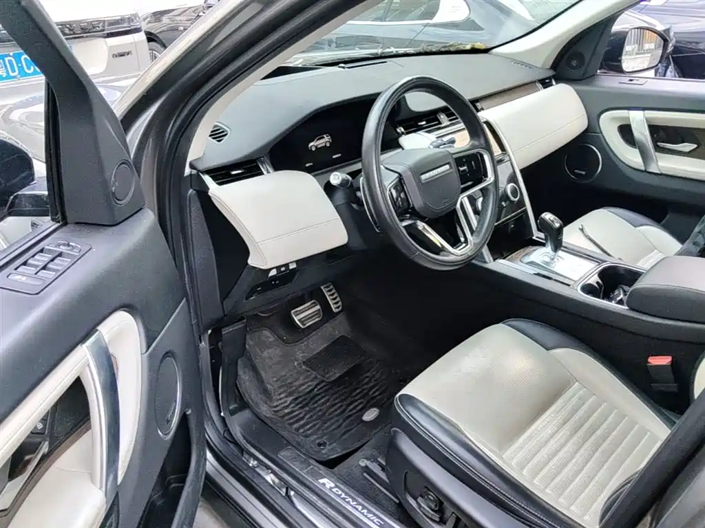 Land Rover Discovery Sport 2021 249PS R-Dynamic SE Performance Technology Edition 7-seater фото 23