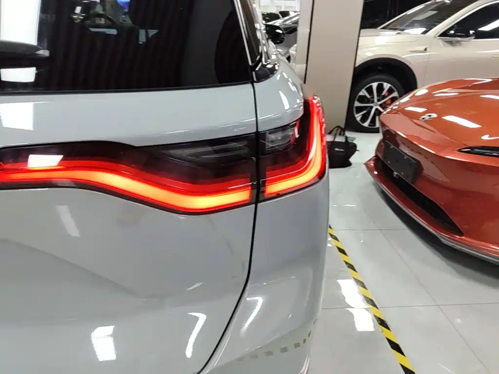 NIO ES8 2020 2020 415KM 6-Seater