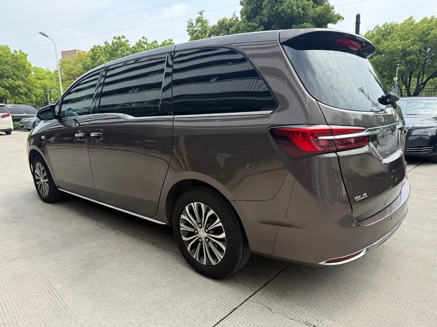 BUICK GL8