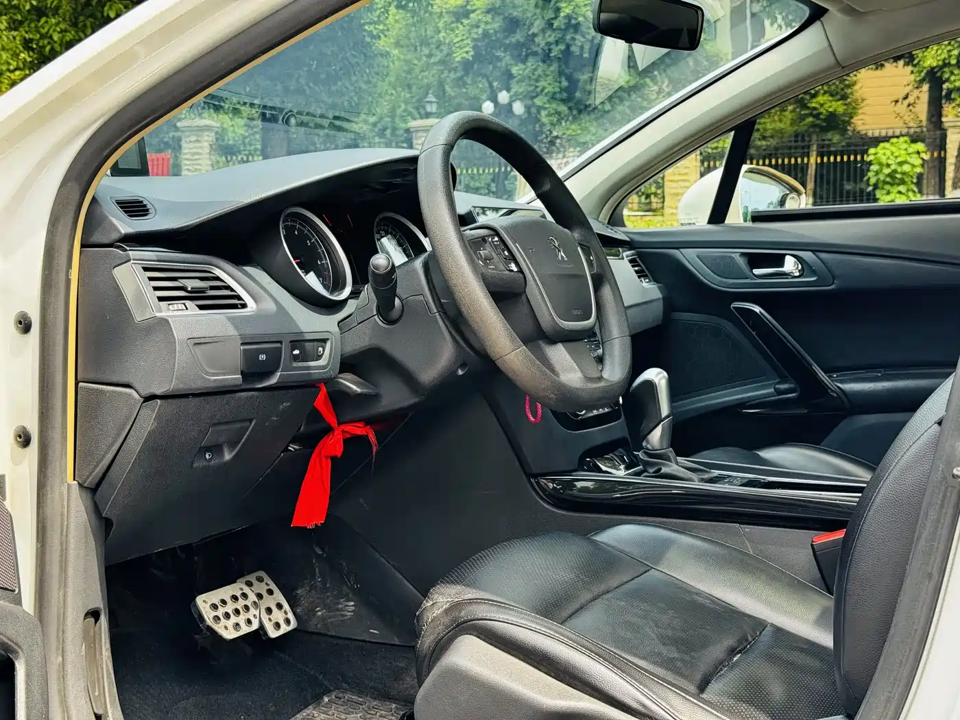 Peugeot 508 2015 1.6THP Auto Comfort Edition фото 5