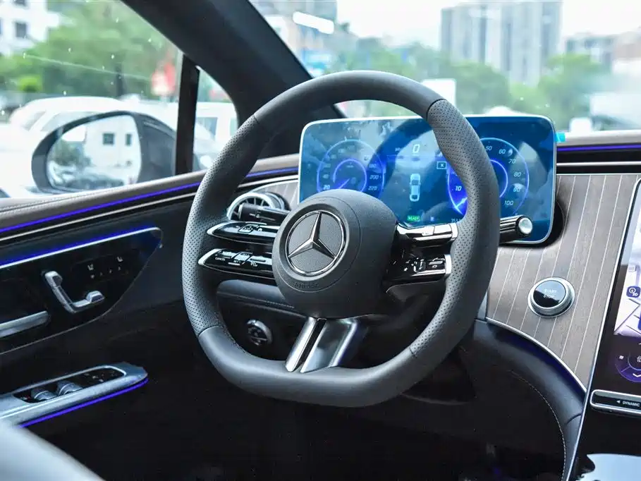 Mercedes-Benz EQE 2025 2025 500 4MATIC Pioneer