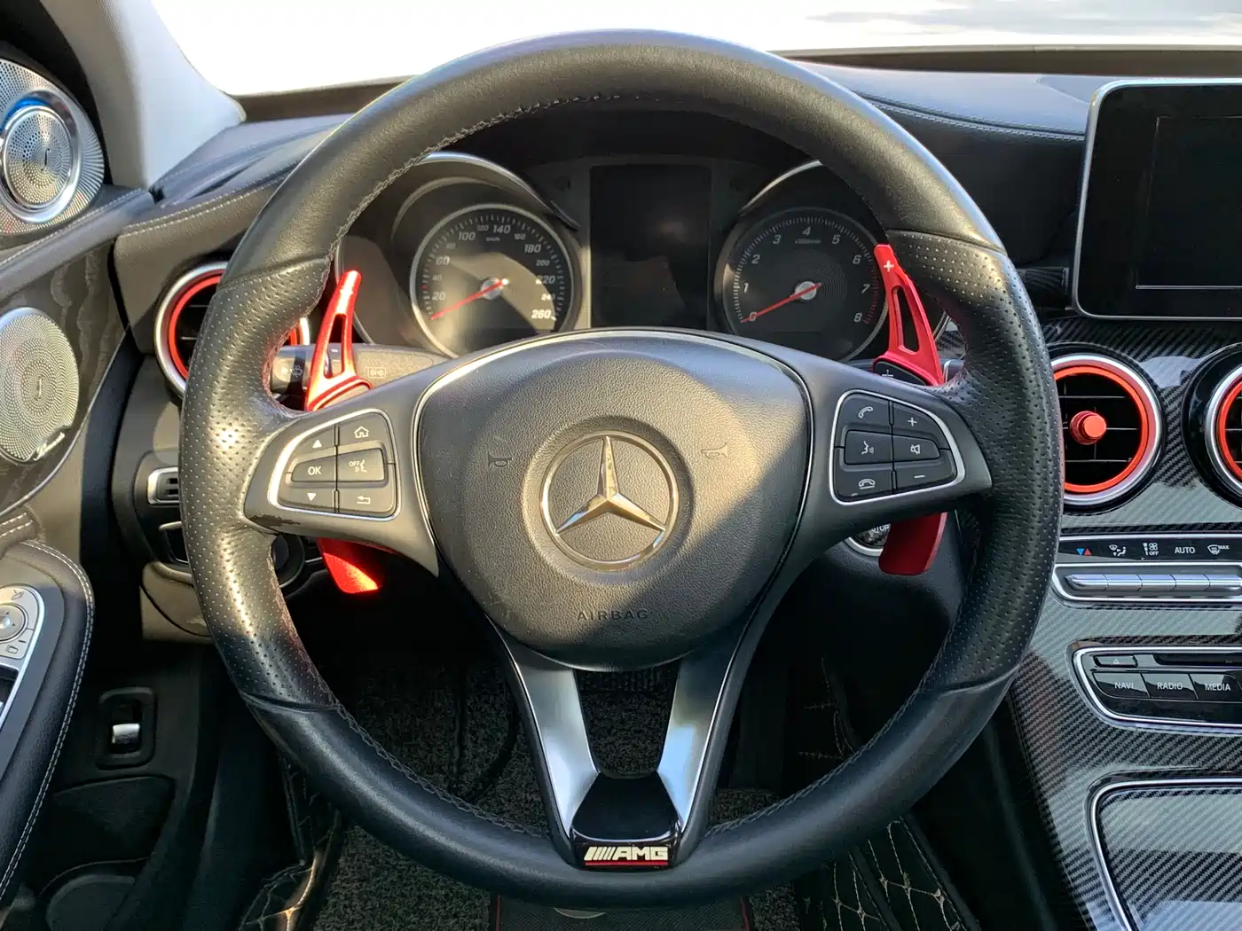 Mercedes-Benz C-Class 2017 Facelift C 200 L Sport Edition фото 7