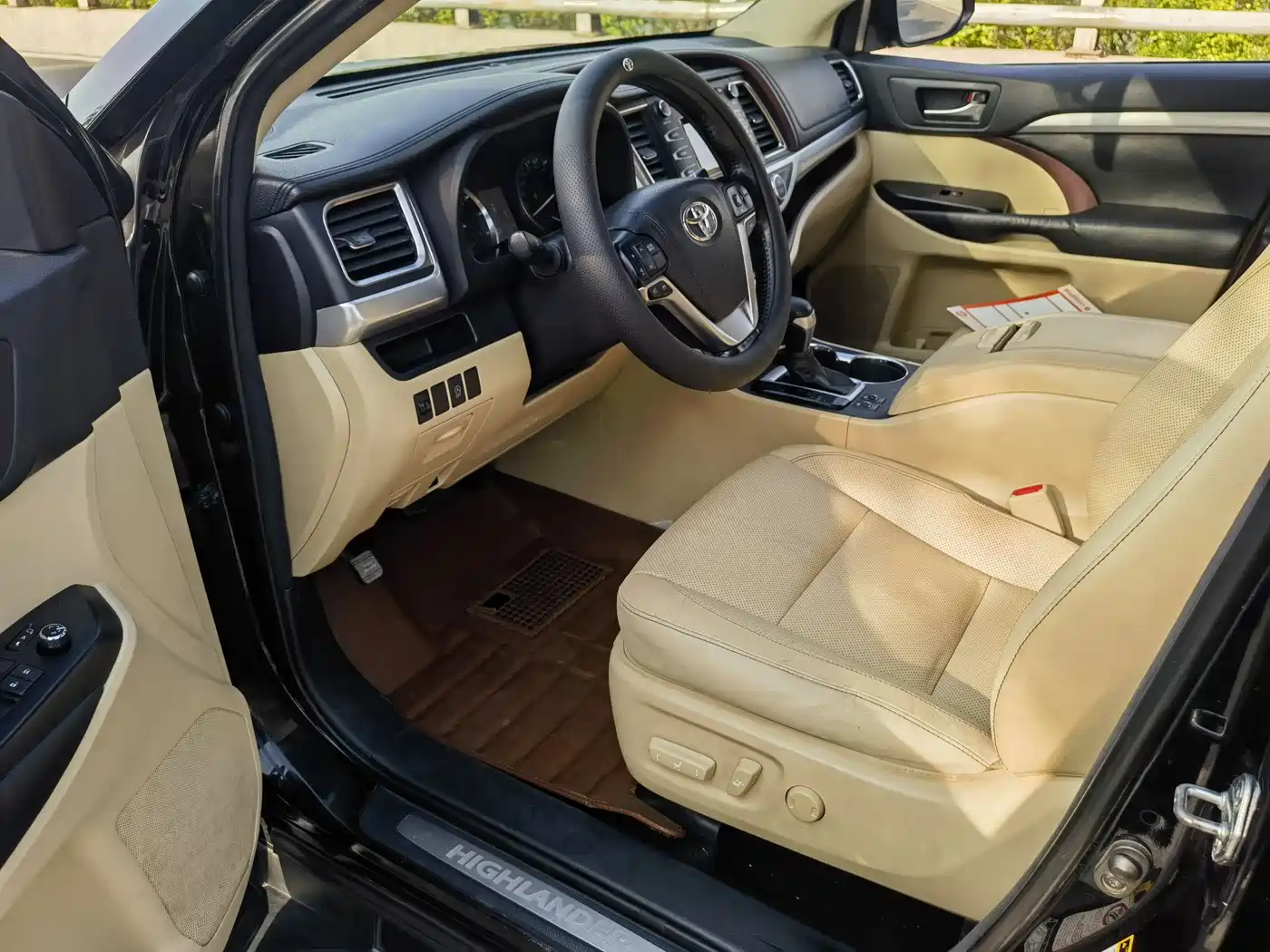Toyota Highlander 2015 2.0T AWD Luxury Edition 7-seater фото 7