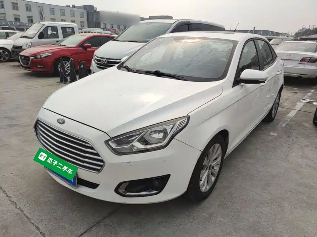 Ford Escort 2015 — пригон из Китая