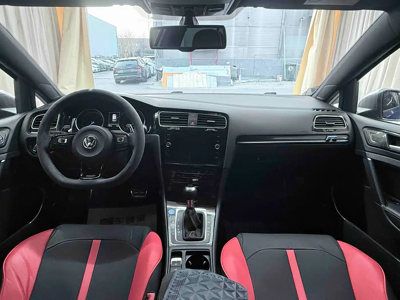 Volkswagen Golf (Import) 2015 2.0TSI R фото 13