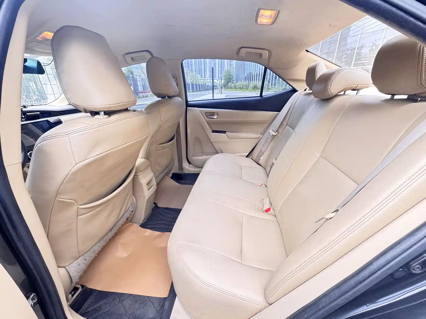 Toyota Corolla 2014 1.6L CVT GL фото 6