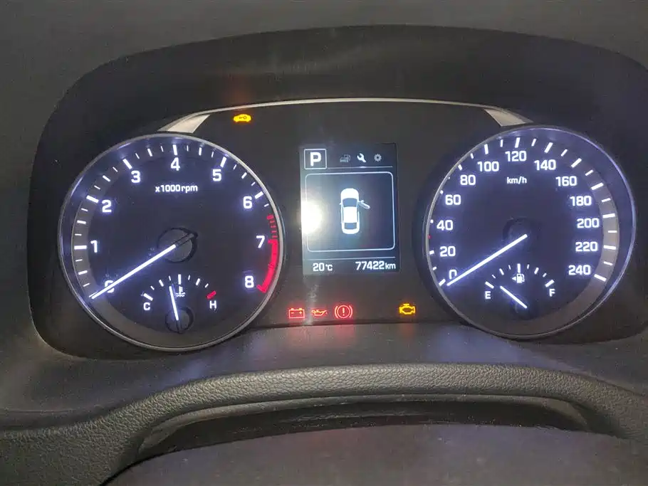 Hyundai Elantra 2016 Model 1.6L Automatic Smart Elite фото 14