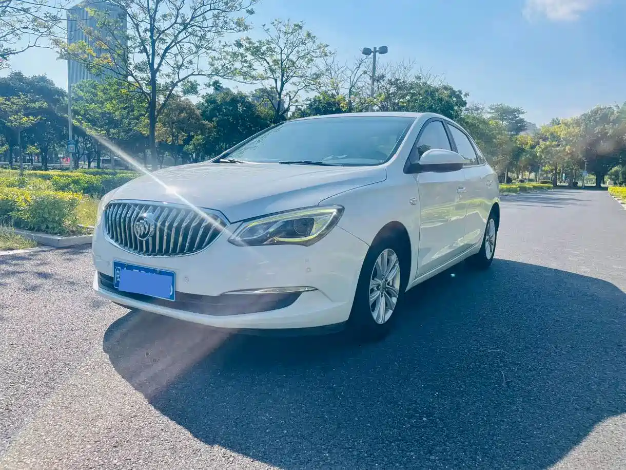 Фото 1 - Buick Excelle