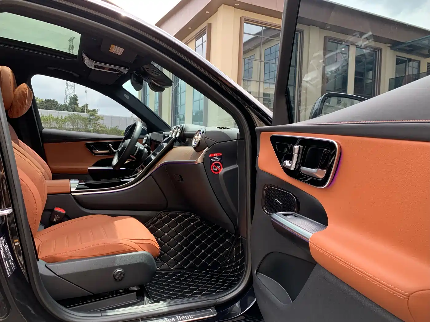 Mercedes-Benz GLC 2024 GLC 300 L 4MATIC Dynamic 5-seater фото 16