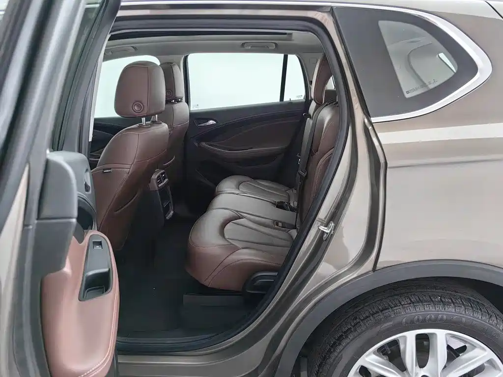Фото 15 - Buick Envision Plus