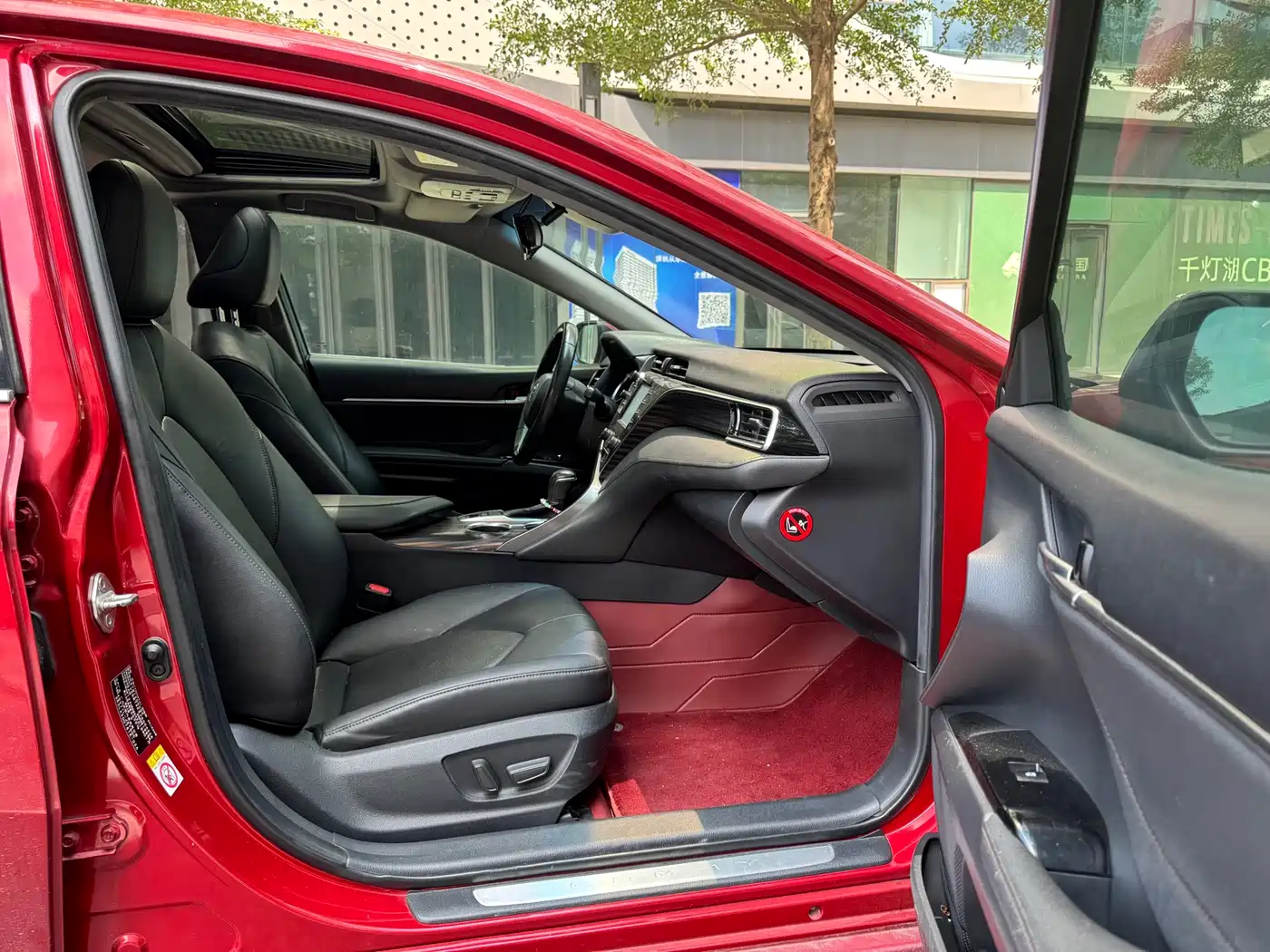 Toyota Camry 2018 2.0G Luxury Edition фото 9
