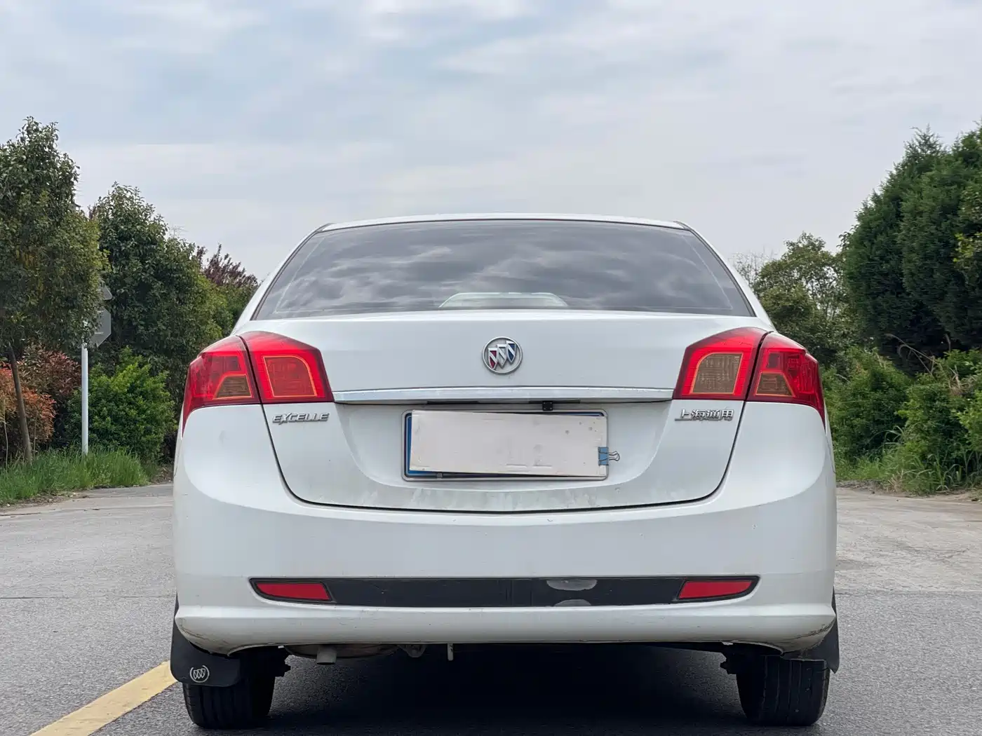 Buick Excelle 2015 1.5L Manual Classic фото 6